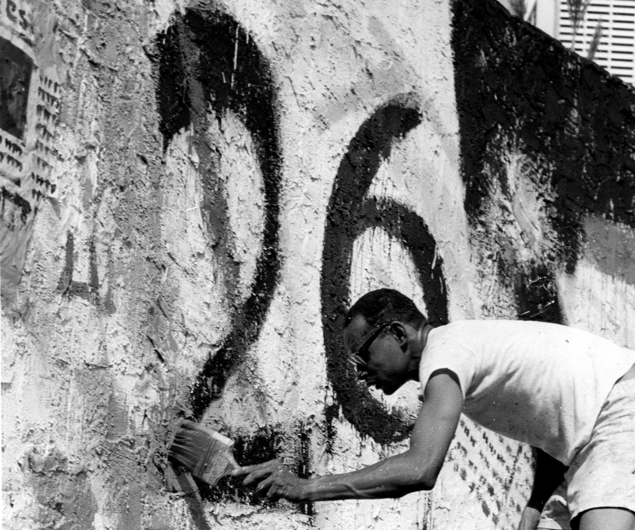 1962 23-y-L_mural-destruido-3_pintando-26